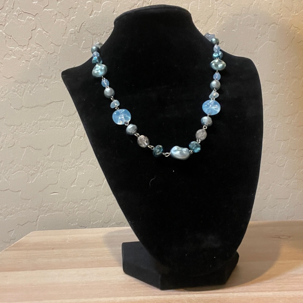 Blue bead necklace